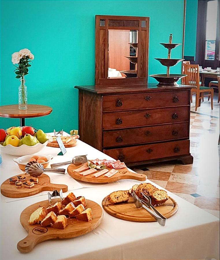 Hotel La Pace Bagno di Romagna Luaran gambar